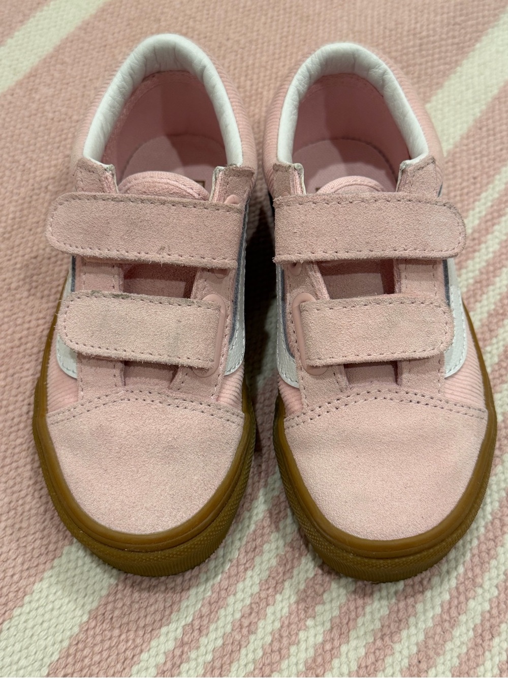 Vans Kids Pink Suede Velcro Sneakers with Gum Outsole